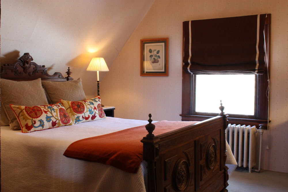 Manor House Bed & Breakfast Norfolk Exterior photo
