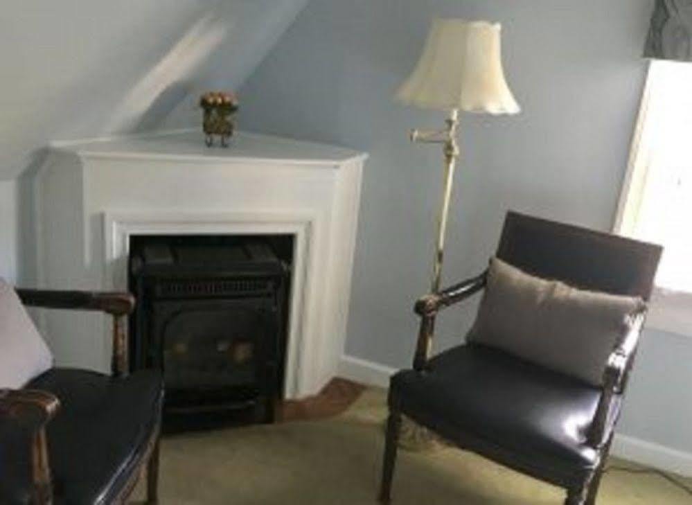 Manor House Bed & Breakfast Norfolk Exterior photo